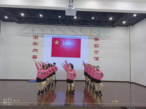 新橋鎮(zhèn)各村文化禮堂元旦文藝晚會燃情上演